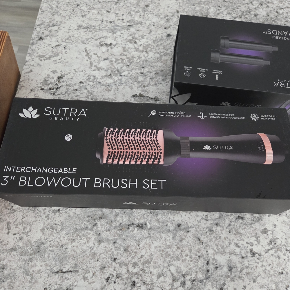 New Huge Deal!! Sutra Beauty Hair Styling Brush + 2 Airwand Interchangeable Set